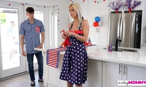 Stars Stripes And Stepsons Cum - S1:E5 - Momlover