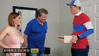 Milfs Like it Big - &lpar;Krissy Lynn&comma; Justin Hunt&rpar; - Im A Giver And A Taker - Brazzers