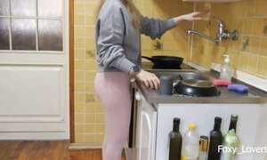 I Fuck her by Surprise while she Washes the Dishes - Quickie in the Kitchen