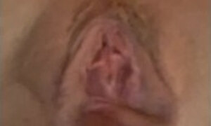 I love my pussy Come and fuck me