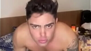 Peguei o Namorado do meu Amigo