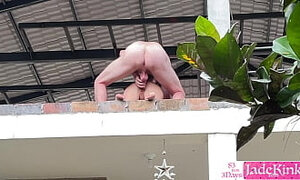 Real Exhibitionist Couple Fucking in Villa Balcony