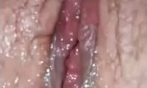 Showing my roommate how to properly cum Hot (close up throbing)