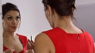 Good morning hardcore quickie for a hot brunette MILF Cougar