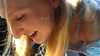 Amateur girlfriend blowjob in a car with cum in mouth